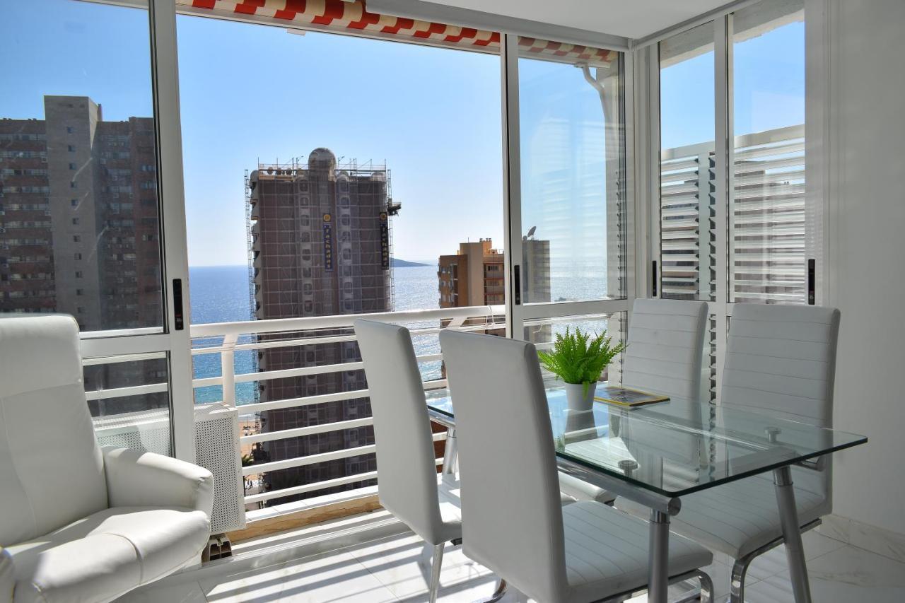 Los Caballos Vip Playa Levante Бенидорм Экстерьер фото